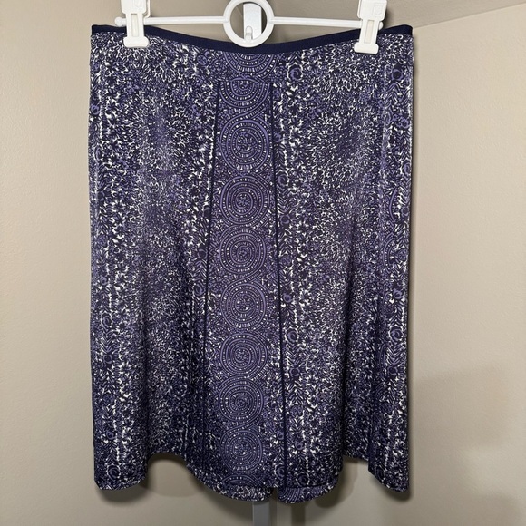 Tory Burch Dresses & Skirts - Tory Burch Fluted‎ Floral Medallion Logo Skirt Blue Purple Size 6